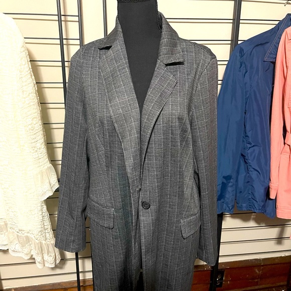 ADRIANNA PAPELL Ponte Knit
Jacquard Plaid Black Gray Size
Medium Jacket Coat - Picture 1 of 8